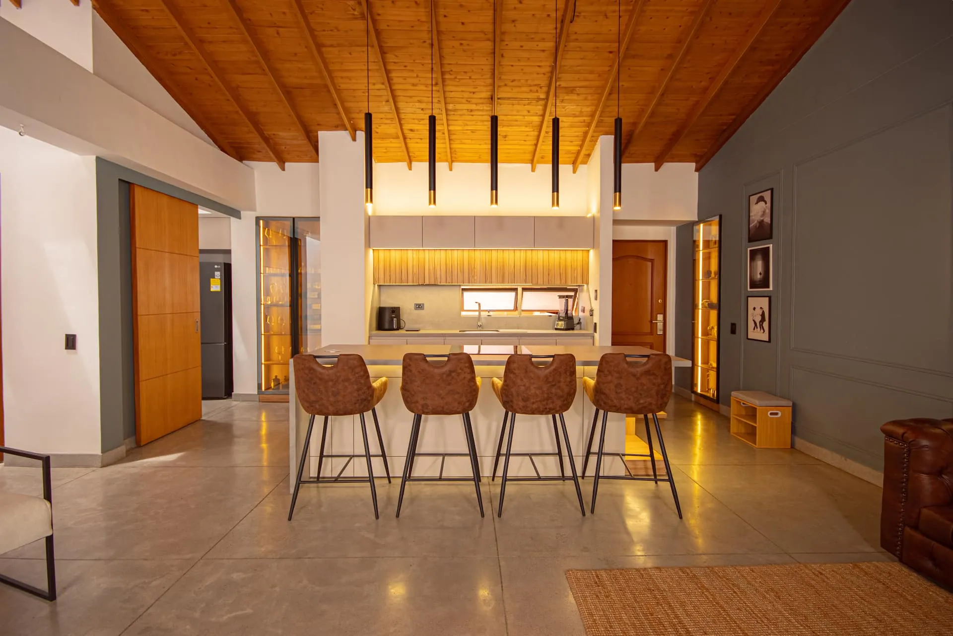 La Frontera Penthouse, Envigado, Medellín (view 5)