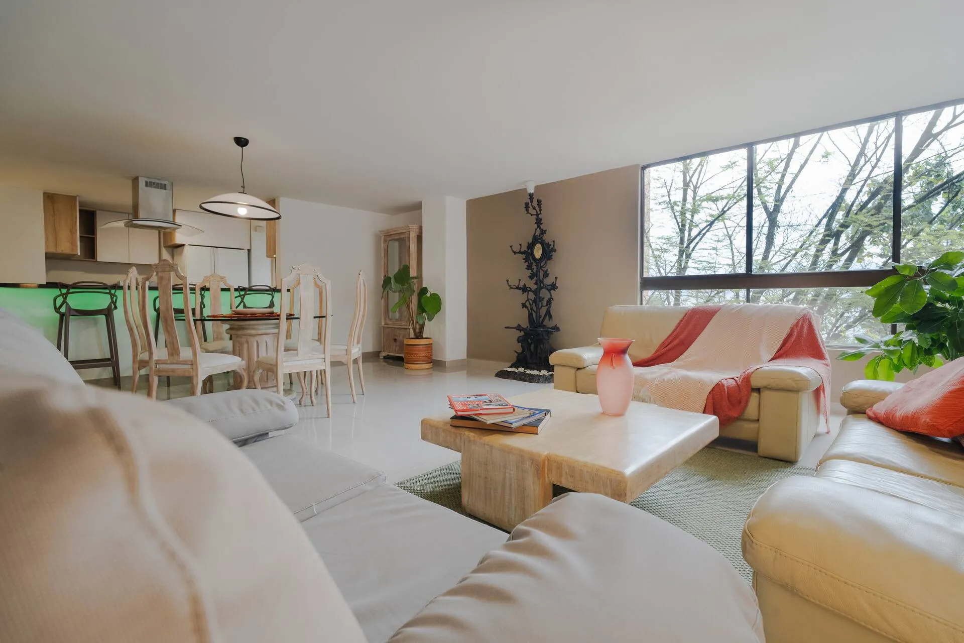 San Lucas Residence — 4 Bed + Office in El Poblado, Medellín